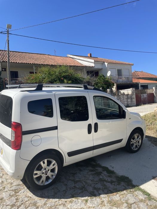 Fiat Fiorino 5 lugares