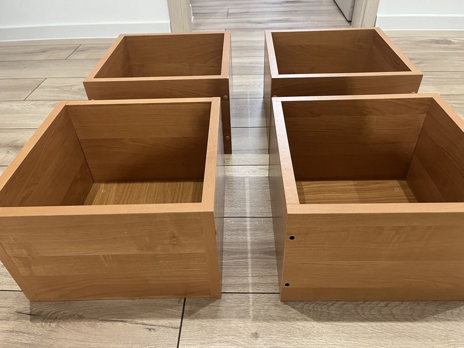 Polka wiszaca 4 szt stan bdb