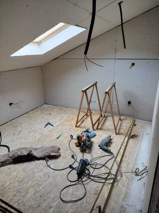 Reparação de telhados, remodelações gerais, Pladur e pintura
