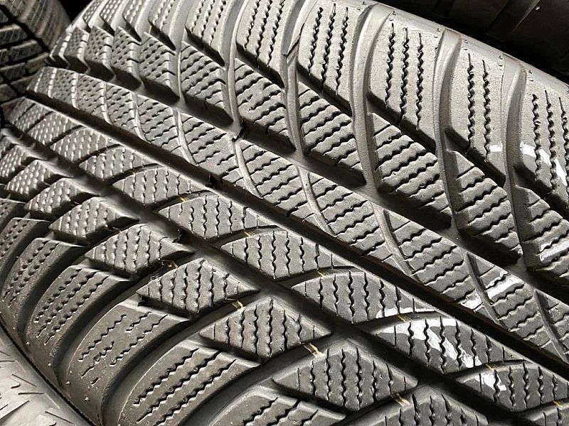 215/55r17 Bridgestone Blizz LM001_6mm_2szt_(246)