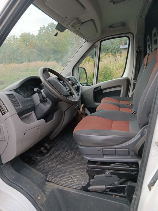 Fiat Ducato 2.3  2010 Rok   7 osob  klima