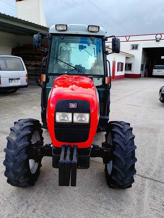 Tractor Massey Ferguson