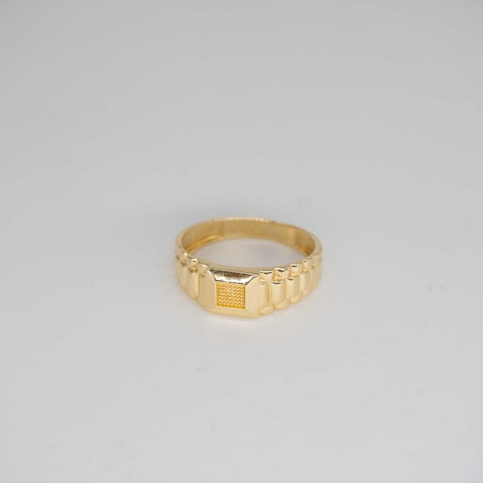 Złoty sygnet 585 2,59 gram rozmiar 17 Nowy WYSYŁKA GRATIS