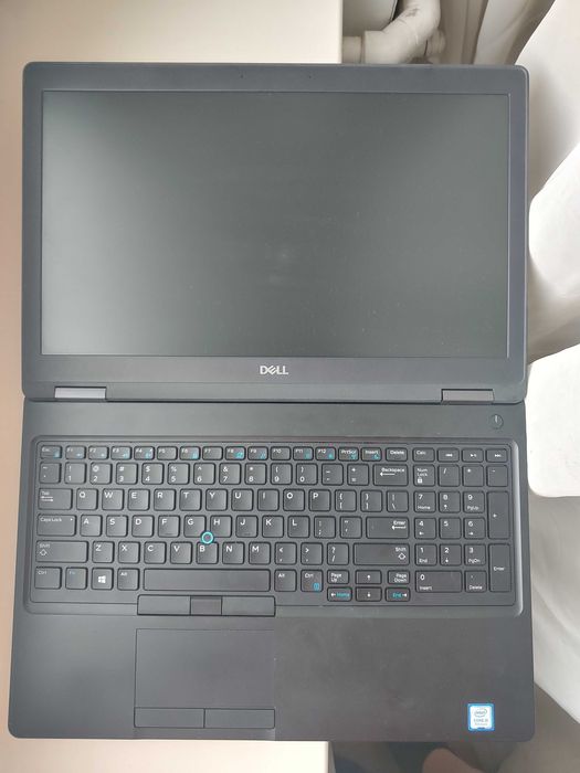 Dell Latitude 5590 15.6" i5-8350u 3.6GHz 8GB ssd 256GB