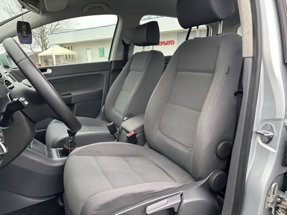 Volkswagen golf plus 1.6л