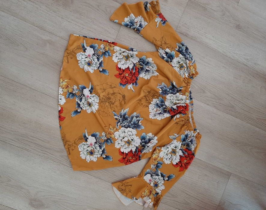 Bluzka damska elegancka w kwiaty rozmiar 44