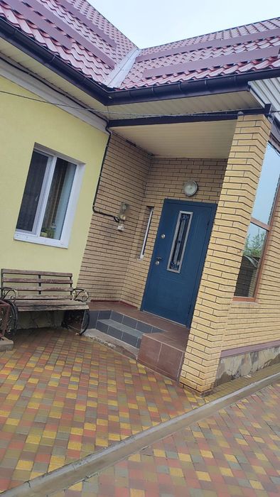 Продам власний будинок площа 119 м.кв.