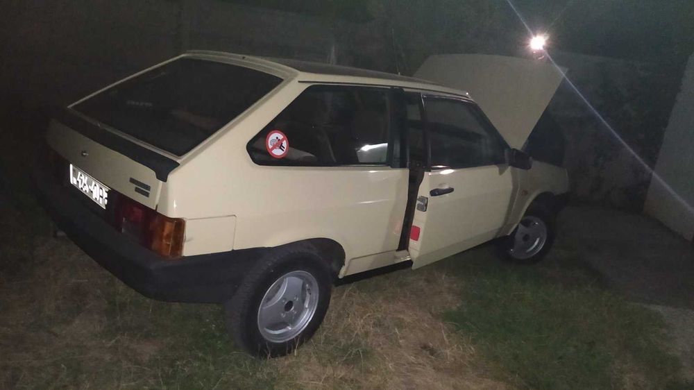 автомобіль експорт ваз 2108