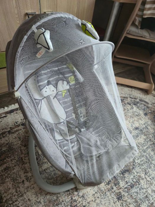 Віддам гойдалку в гарному стану