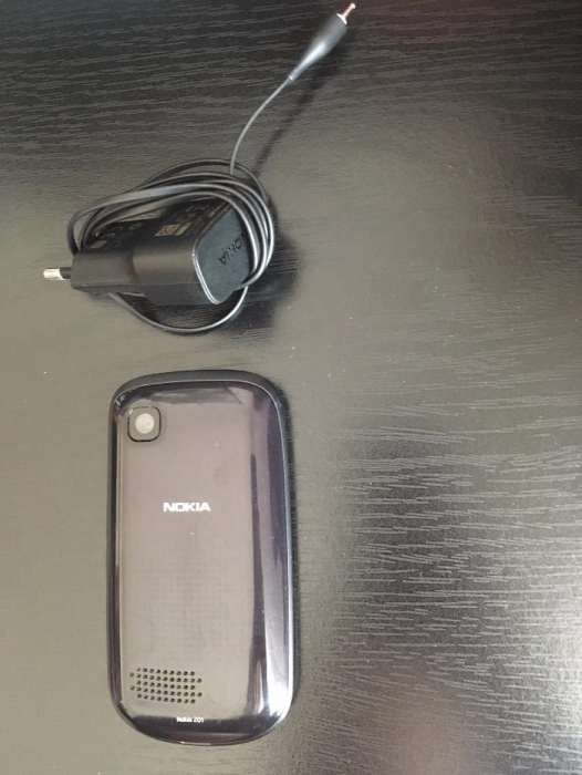 Nokia 201 - pouco uso