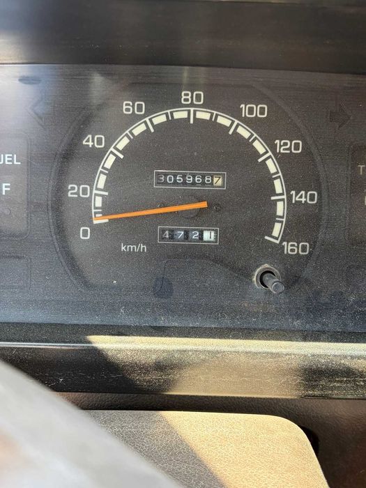 Mitsubishi L300 2.5 Diesel LONGA – 9 Lugares – Camper