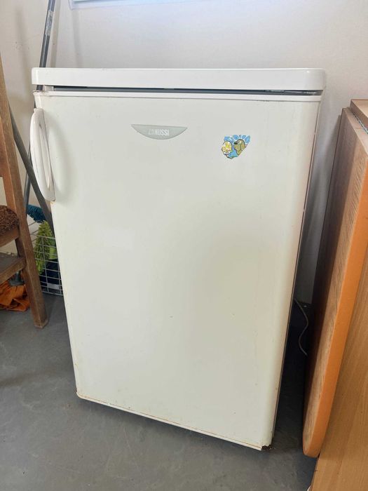 Холодильник Zanussi