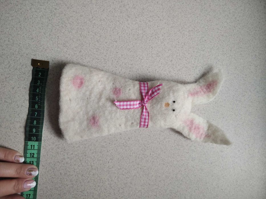 Іграшка з вовни .войлачная игрушка
