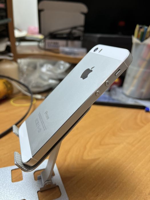 Iphone 5s 16gb r sim 100% акб