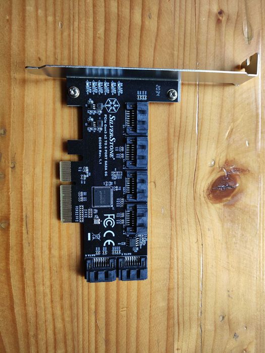 SilverStone ECS06 ASM1166 6x SATA PCIe контроллер для NAS / Unraid / Proxmox / TrueNAS