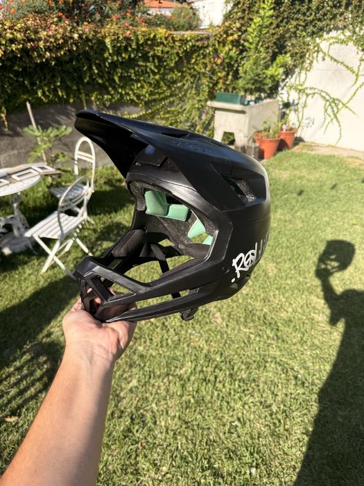 Capacete downhill/enduro lazer cage