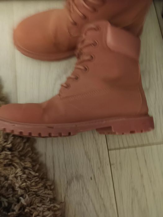 Шкіряні жіночі ботинки