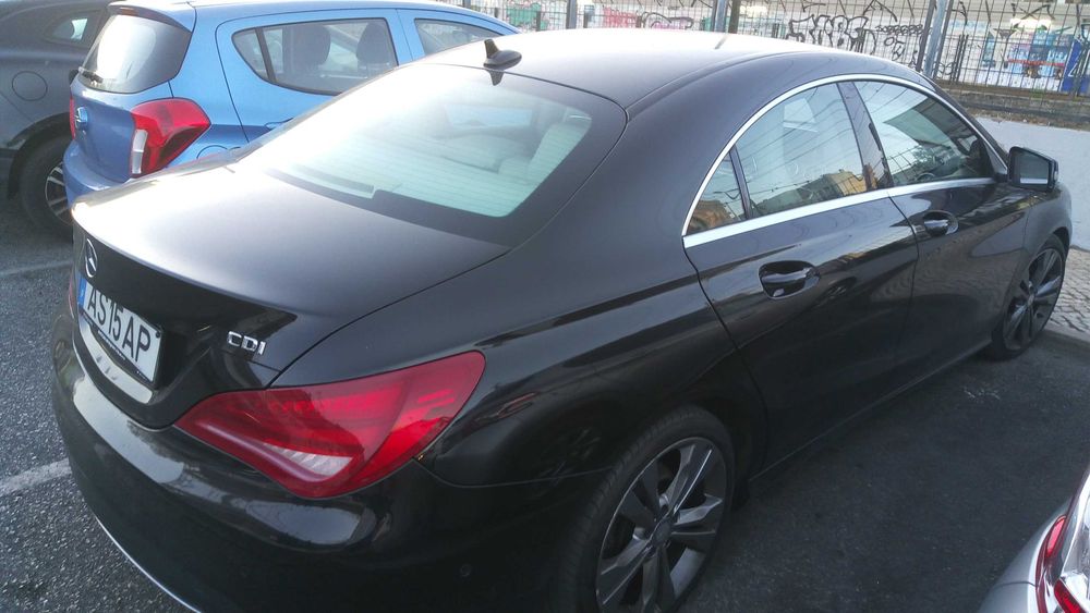 Mercedes-Bens Cla 220 cdi