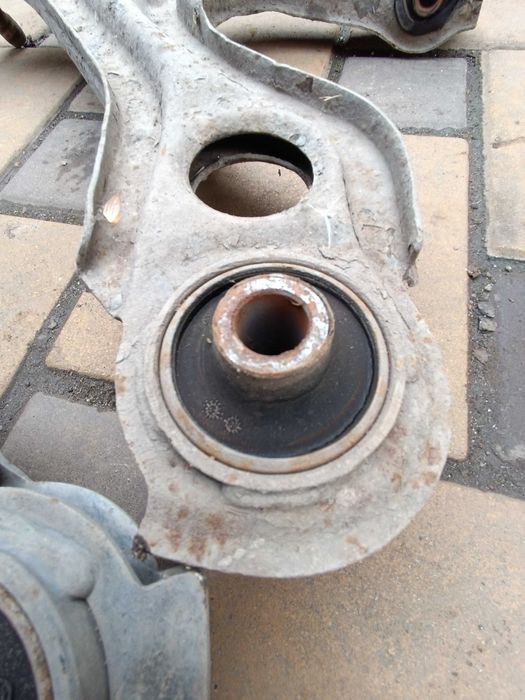 Рычаг Опель Омега А Передний Хорошая Шаровая Сайленблок Комплект