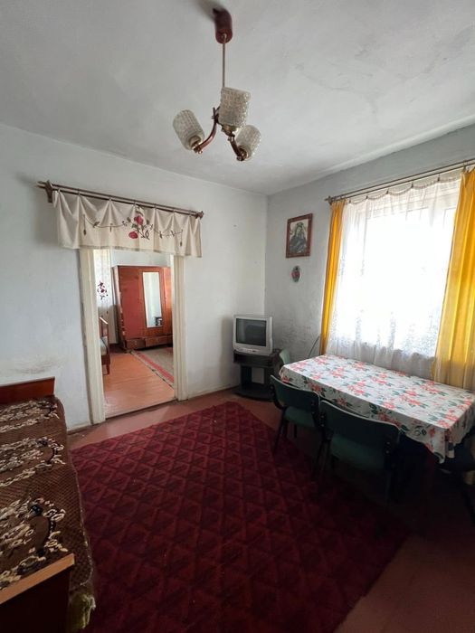 Продається цегляний будинок в  с. Жвирка