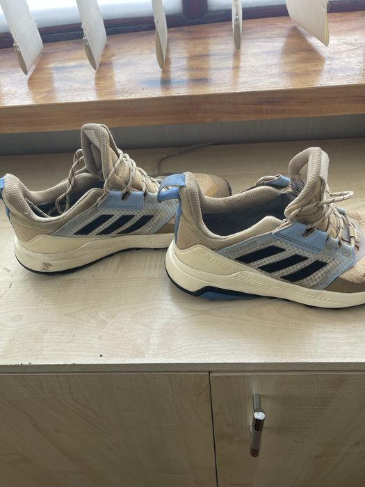 зимние кросовки adidas