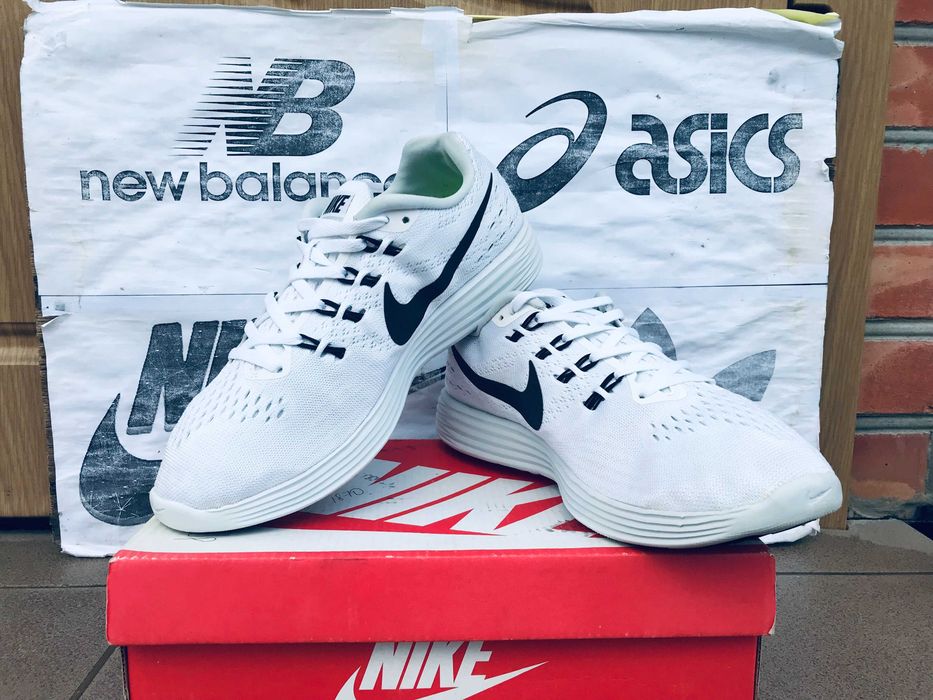 Кроссовки Nike Lunar Tempo 2 беговые для тренировок
