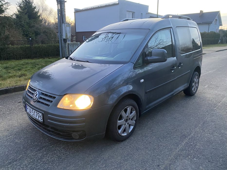 Volkswagen Caddy life 1.9tdi/ hak