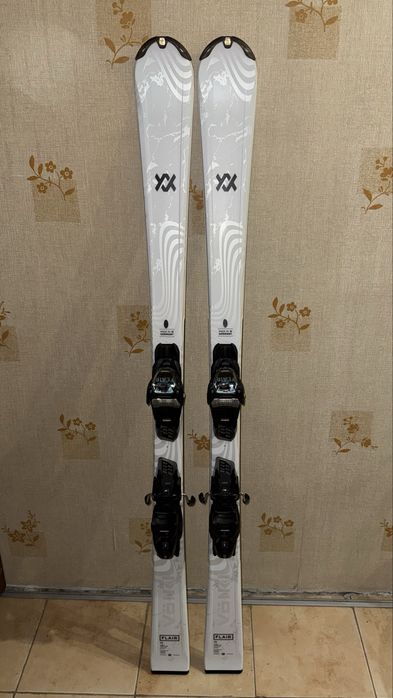 Продам гірські лижі Völkl Flair 72 (151 см). Стан нових. Горные лыжи