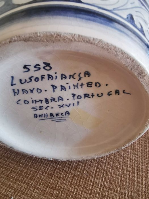 Terrina oval em tons de azul pintada à mão