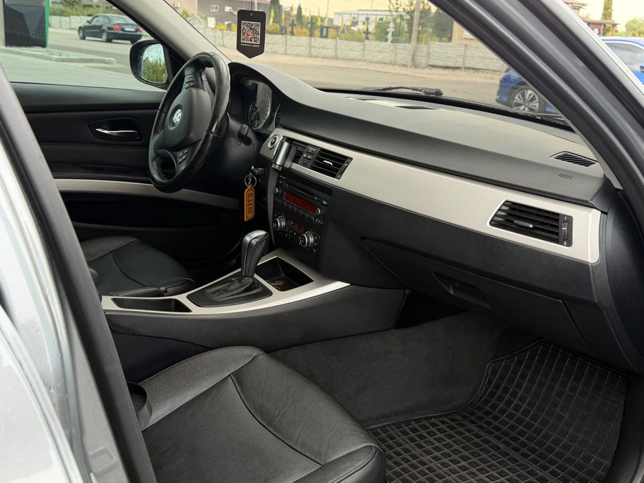 Продам авто BMW 2011