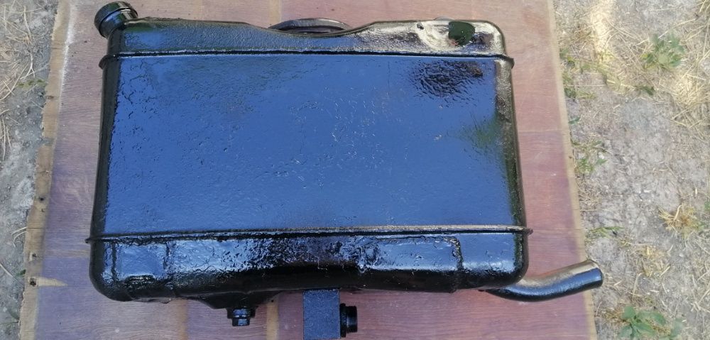 бак для масла на тарта 815