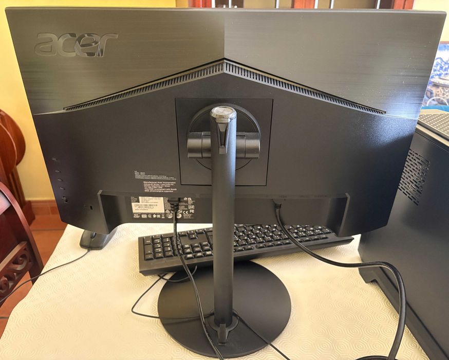 Monitor ACER CB242Y
