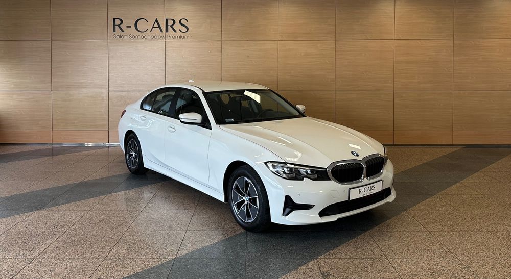 BMW Seria 3 318i Advantage