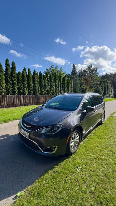 Chrysler Pacifica