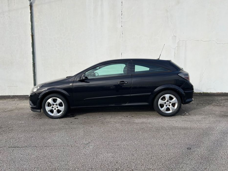 Opel Astra GTC 1.3 CDTI