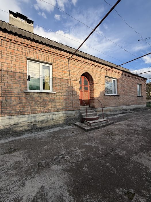 Продам будинок 100кв м єВідновлення