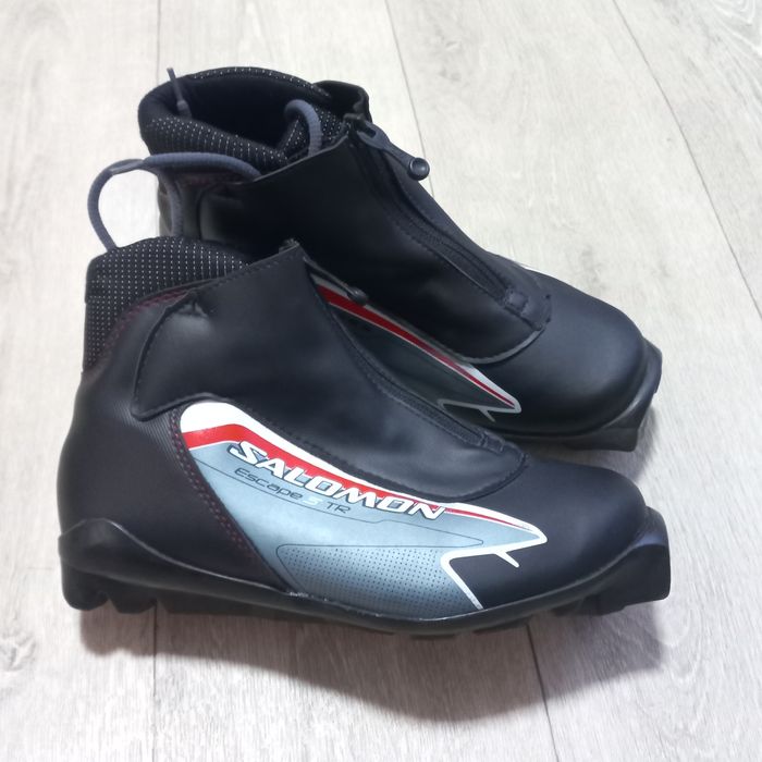Ботинки Лыжные 38р Salomon,  Крепление SNS.  Состояние идеальное