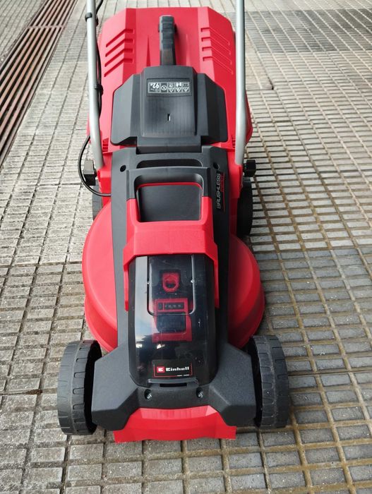 Vendo Corta-relva sem fios Einhell GE-CM 18/30 Li