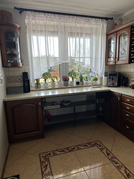 Rustykalne meble z litego drzewa