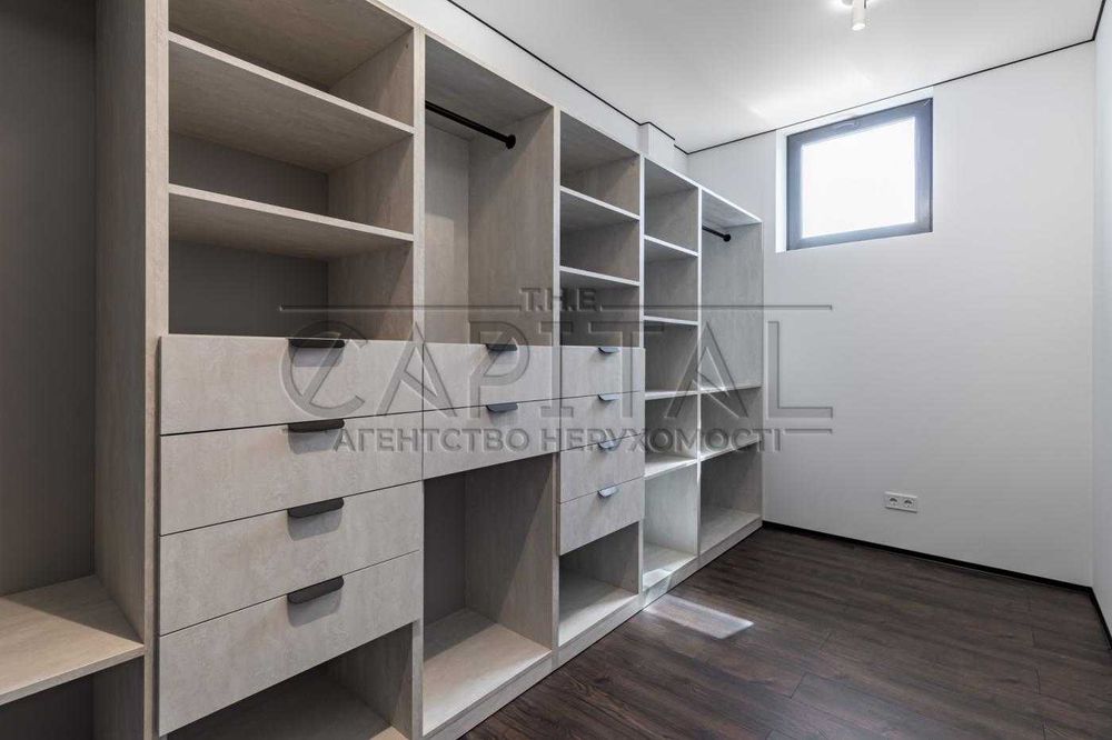 Продаж 2-поверхового будинку, 215 м2, Гатне, Києво-Святошинський р-н