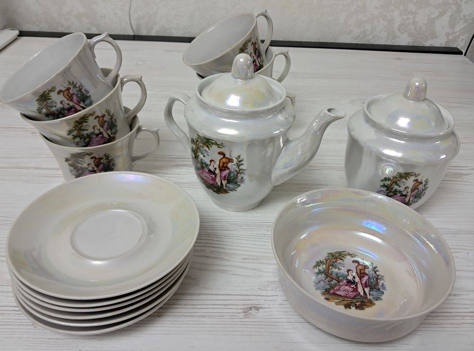 Чайний сервіз на 6 персон.
