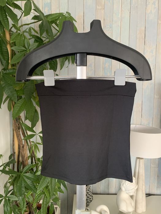 Top sem ombros preto