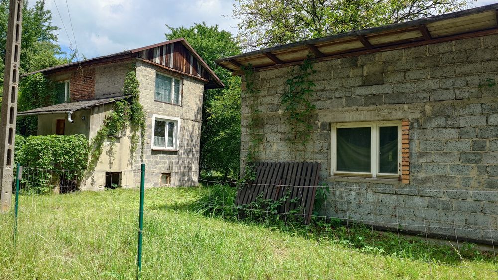 Działka z zabudową Brzeszcze Bór