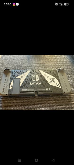Nintendo Switch Edição Limitada Monster Hunter  + Comando