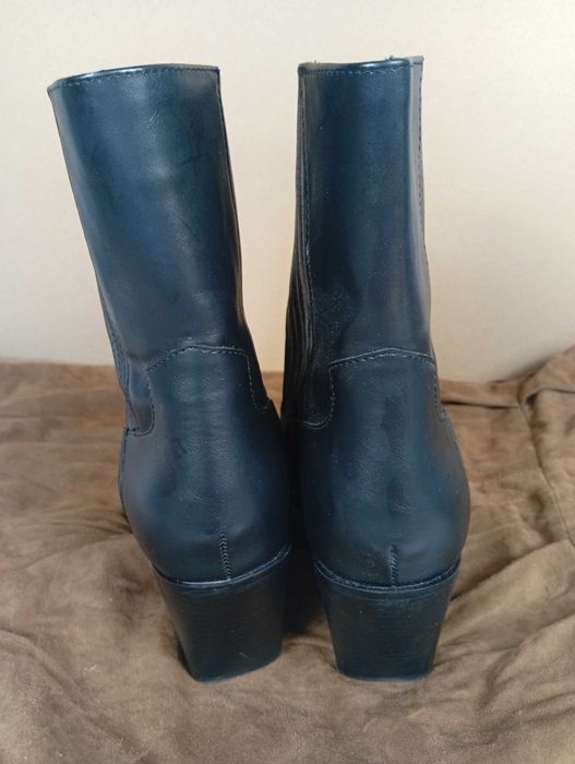 Pull & Bear botki kowbojki 40