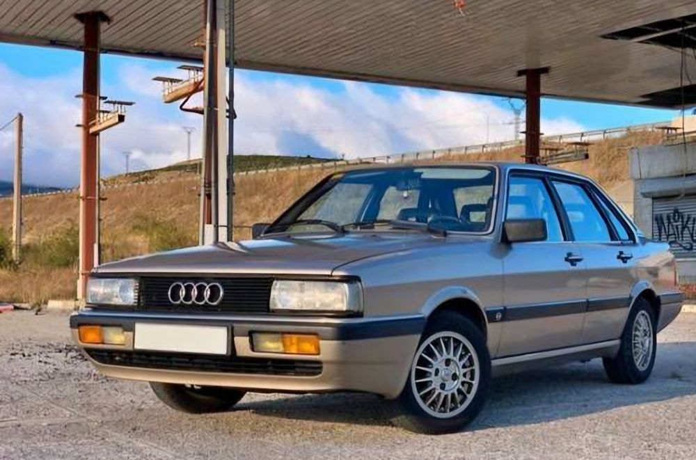 Audi 90 / Coupé Typ  B2 - Peças várias