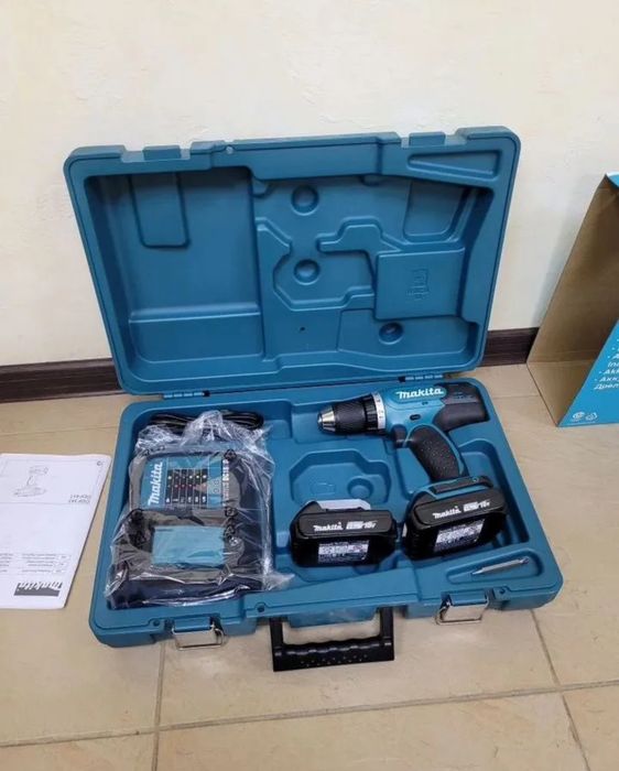 Шуруповерт Makita LXT DDF453SYE