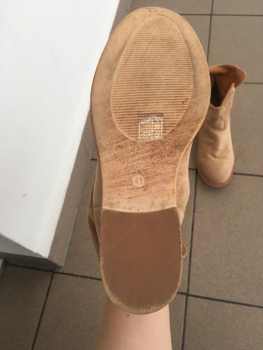 Botki zamszowe beżowe