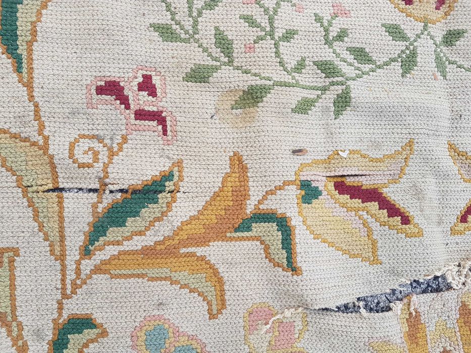 Tapete Arraiolos antigo 320x220