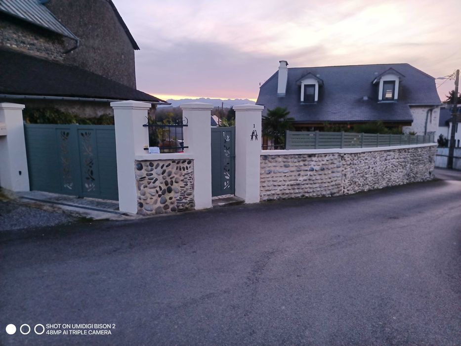 Portões em Aluminio e Ferro